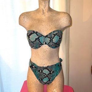 Silver by Gottex snakeskin turquoise size 14 bikini